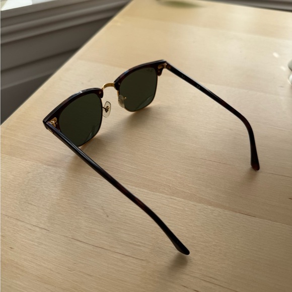 Clubmaster Classic Tortoise Sunglasses - Picture 6 of 7